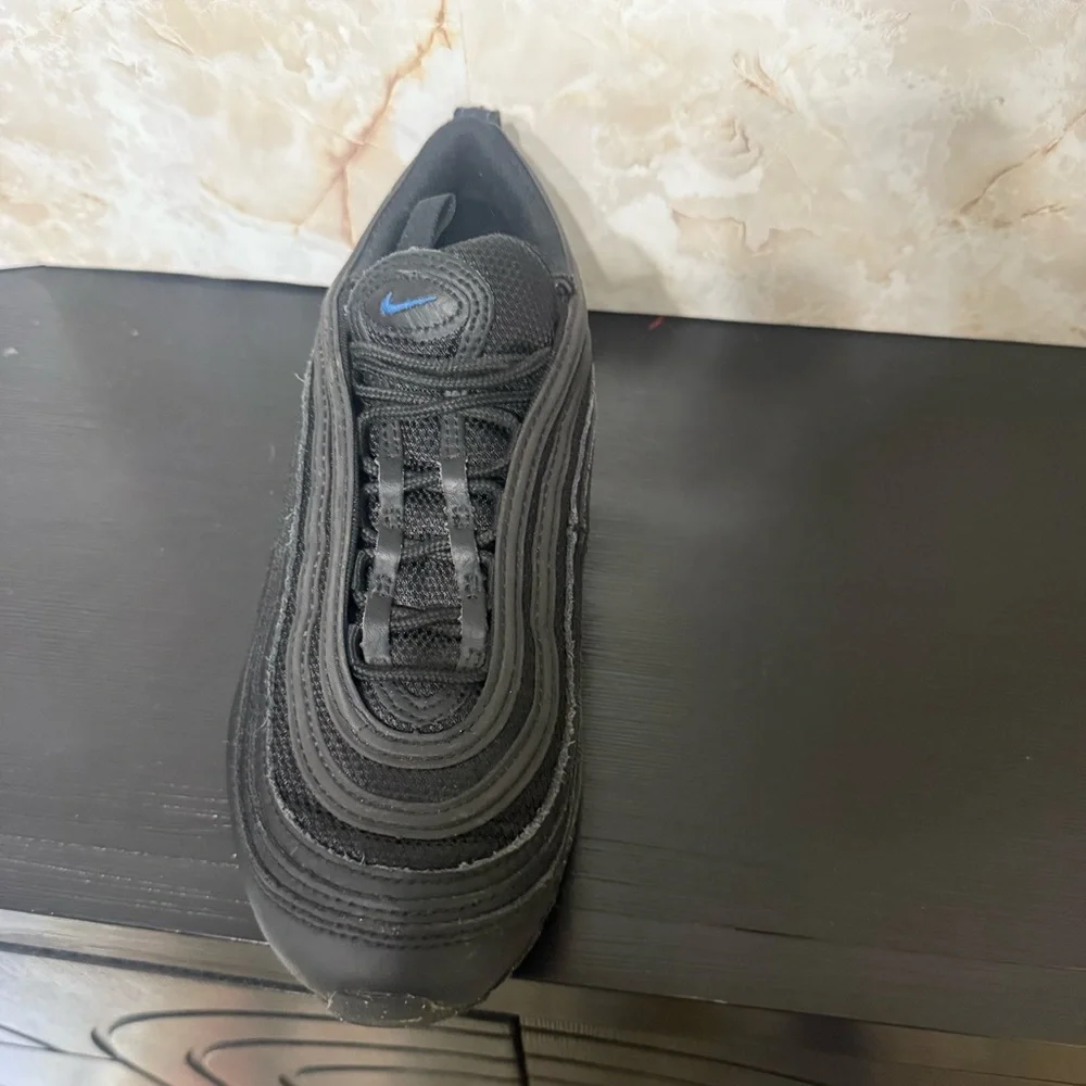 Nike Air Max 97 size 6Y‎